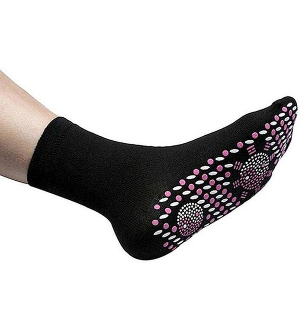 Self-heating Magnetic Socks